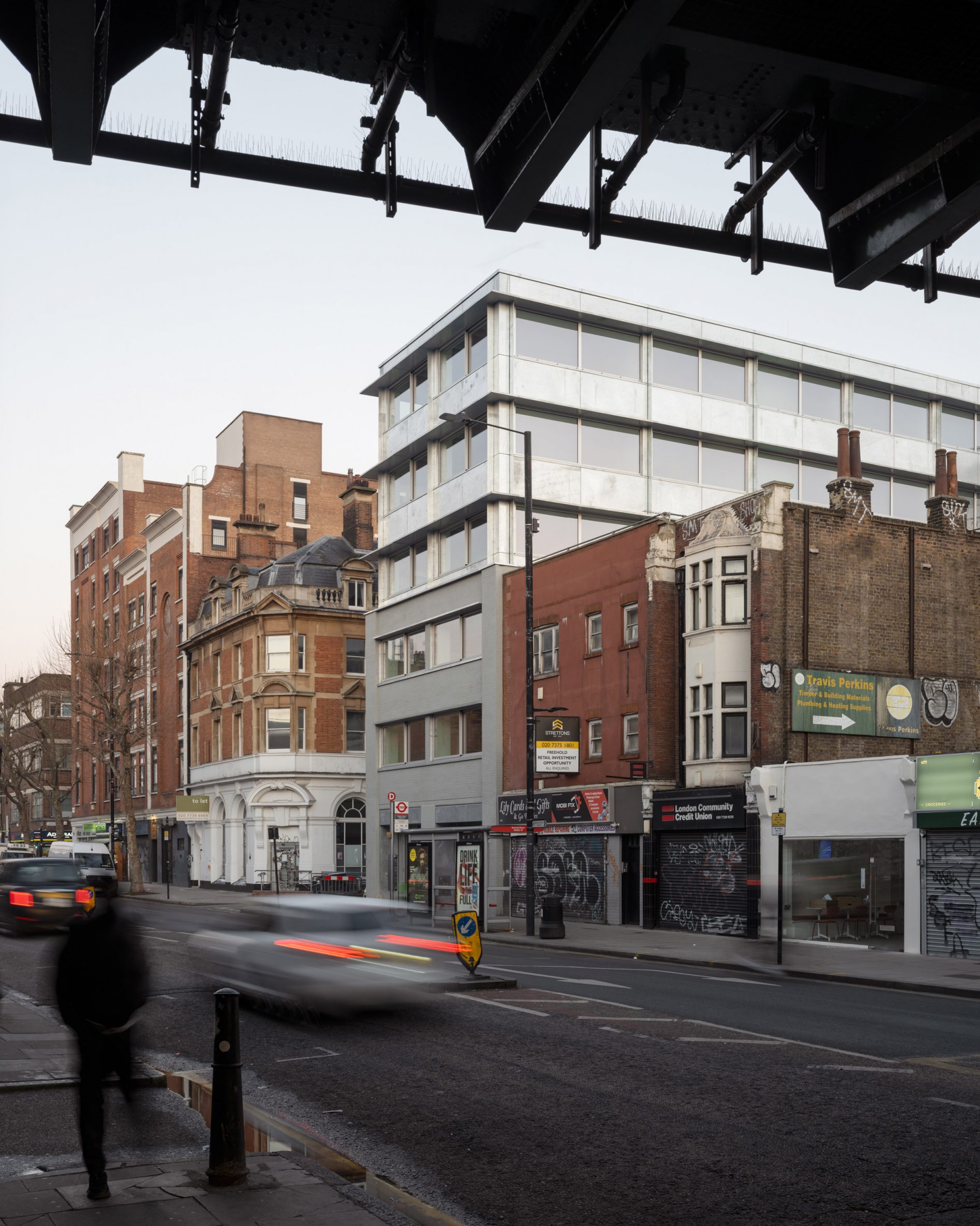 Warehouse conversion in London by Carmody Groarke