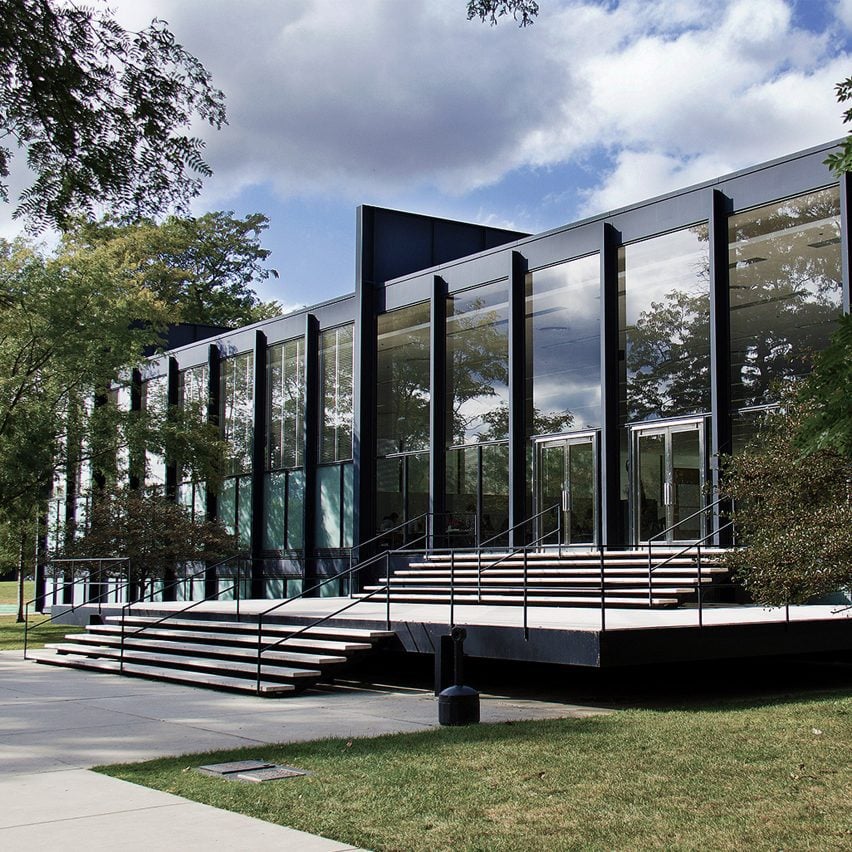“I’m teaching students not to follow Mies van der Rohe’s example”