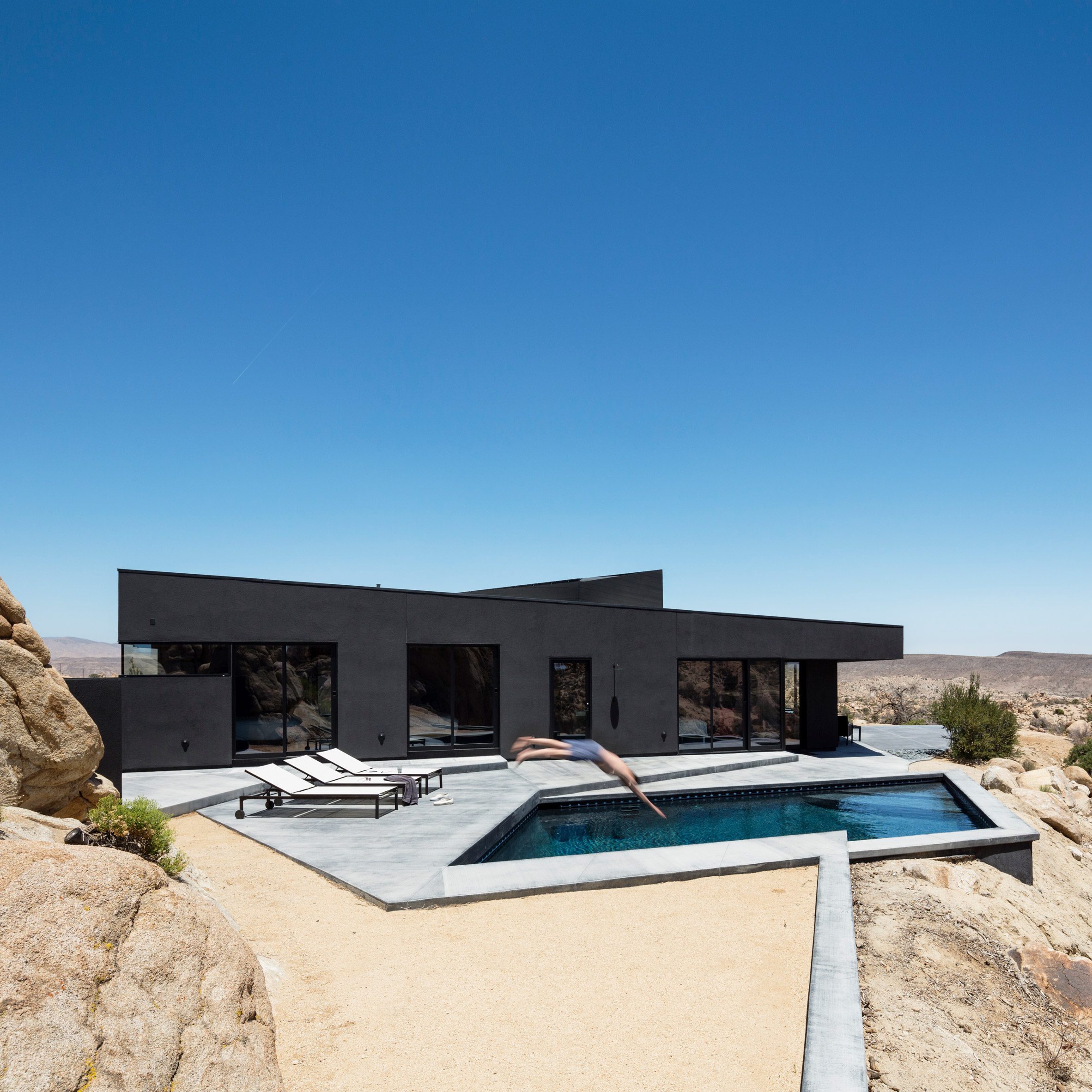 Black desert house