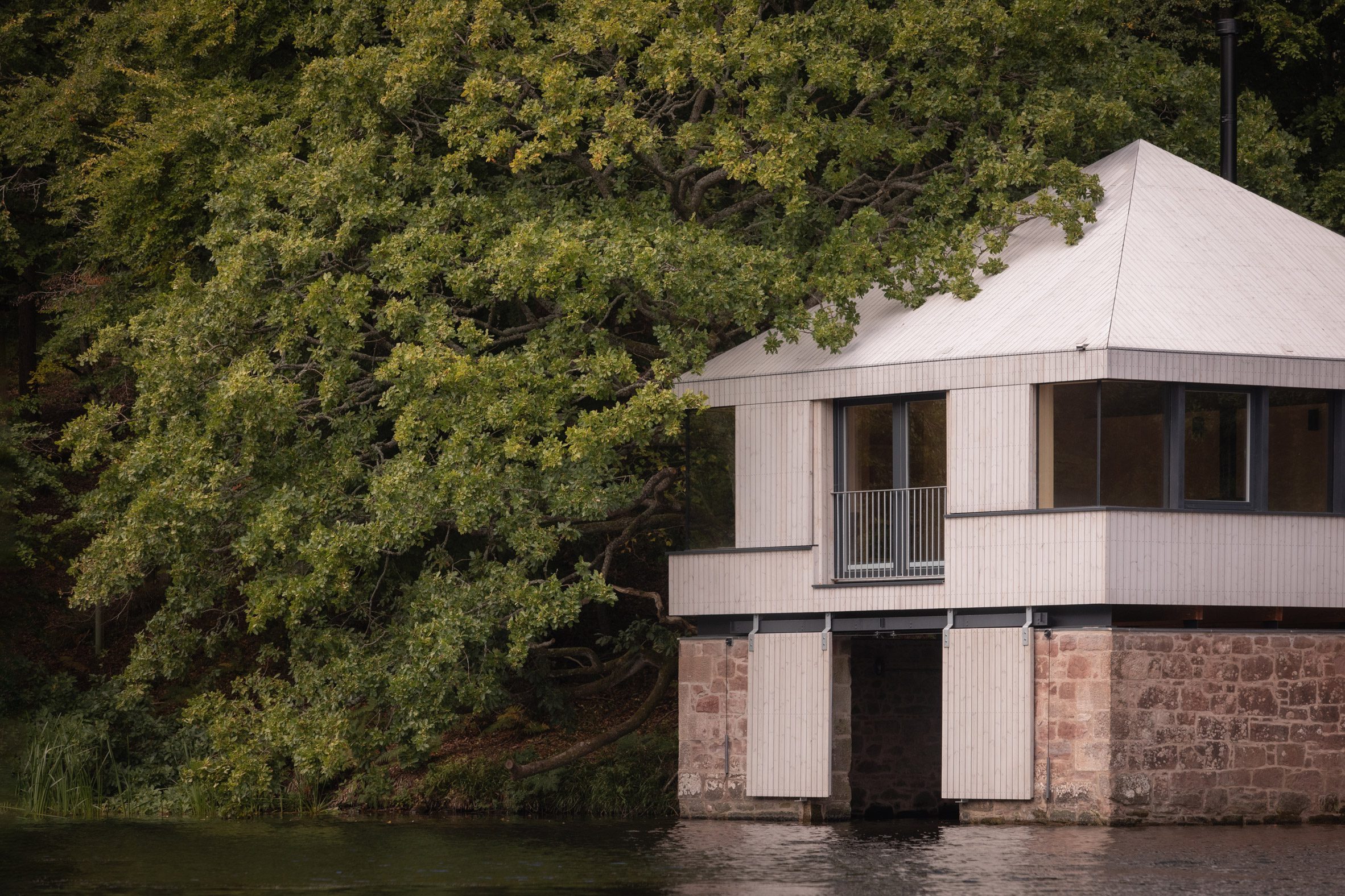 Boathouse and Bothy by WT Architecture