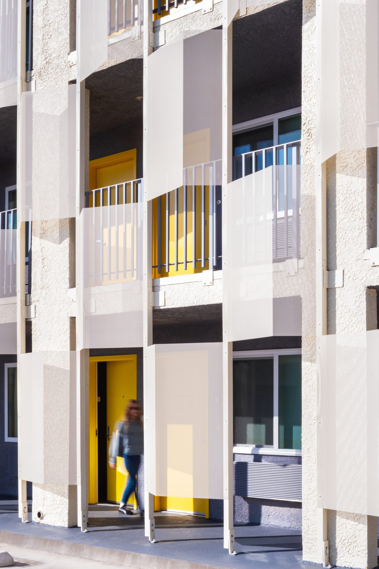 Creamy white Kadre Architects-designed facade