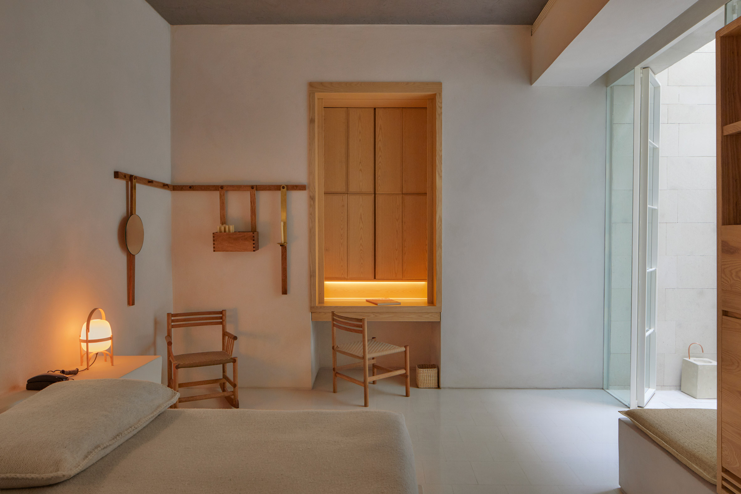 Bedrooms of Circulo Mexicano hotel in Mexico City by Ambrosi Etchegaray