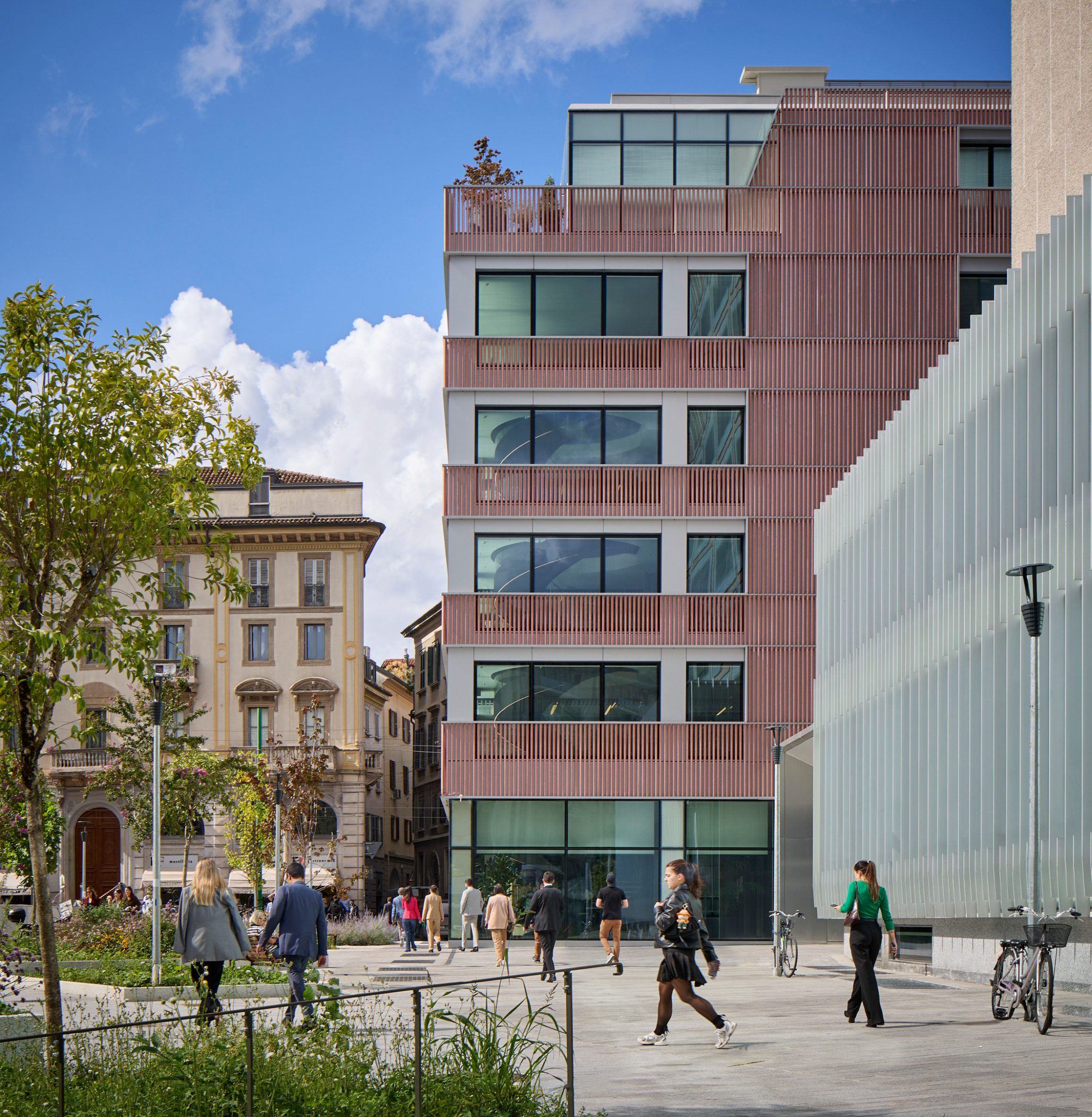Office complex exterior by SOM
