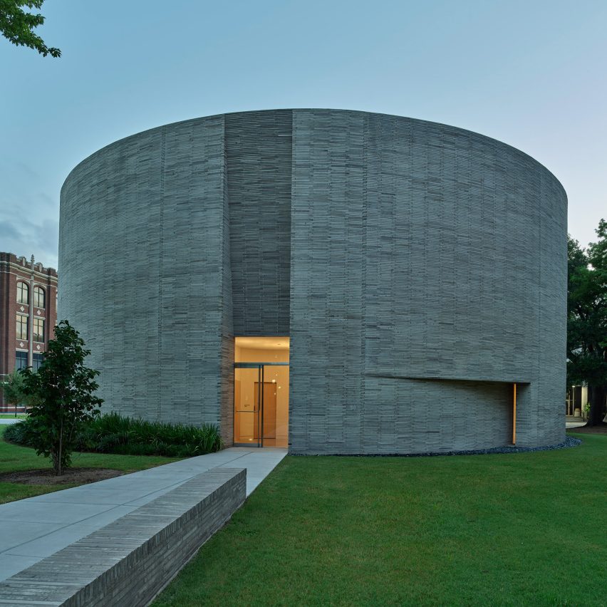 Trahan Architects integrates “sense of mystery” into circular university chapel in New Orleans