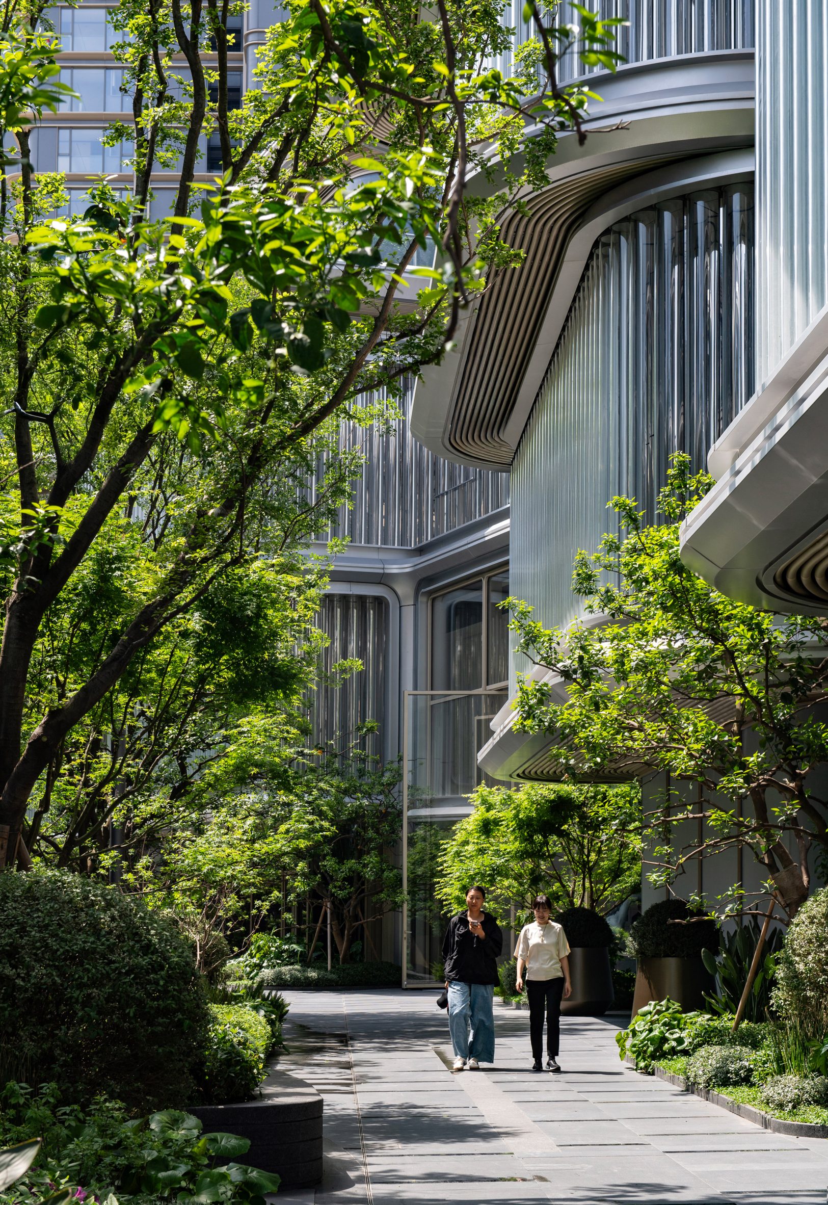 Gallery in Shanghai with tubular glass facades