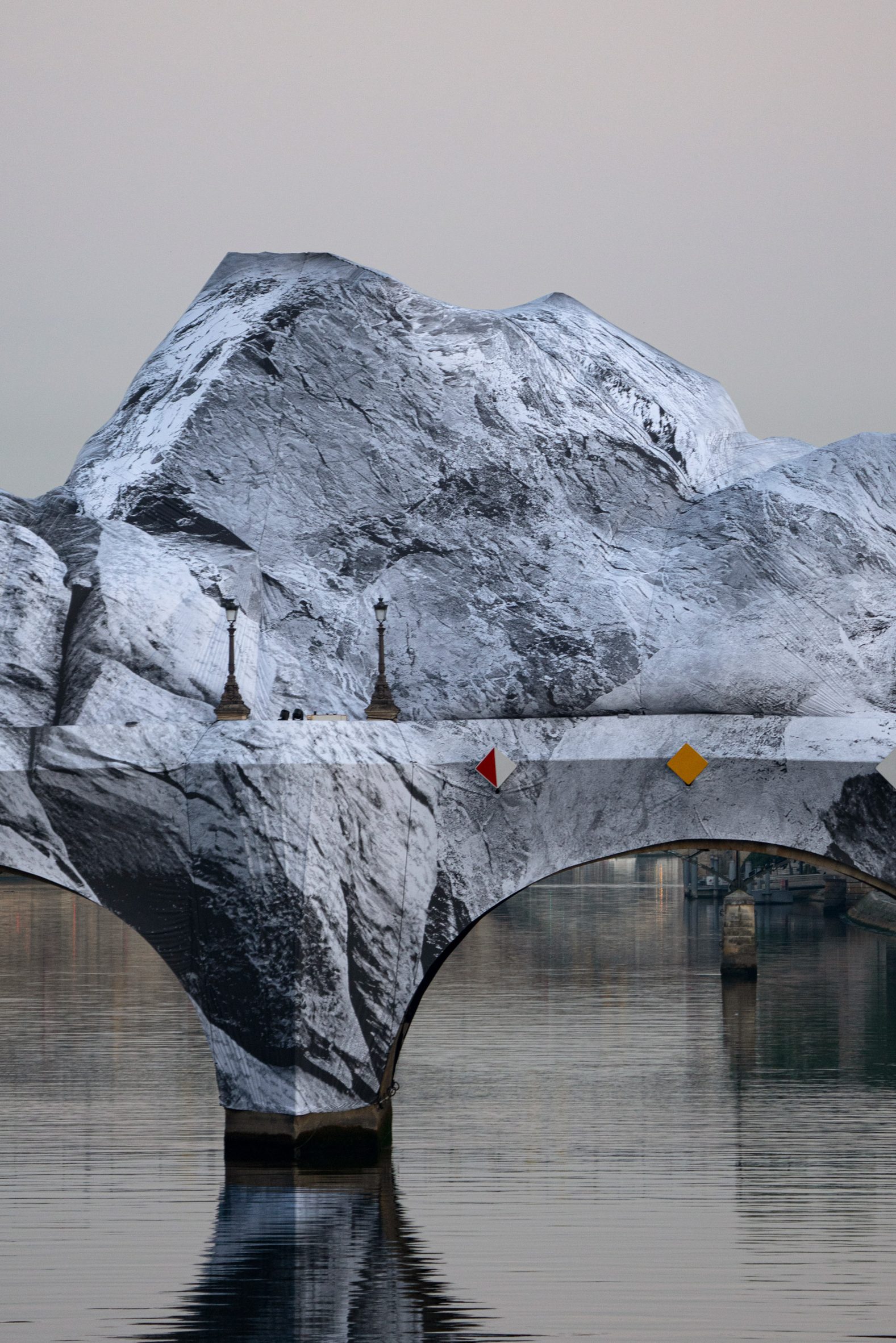La Caverne du Pont Neuf by JR