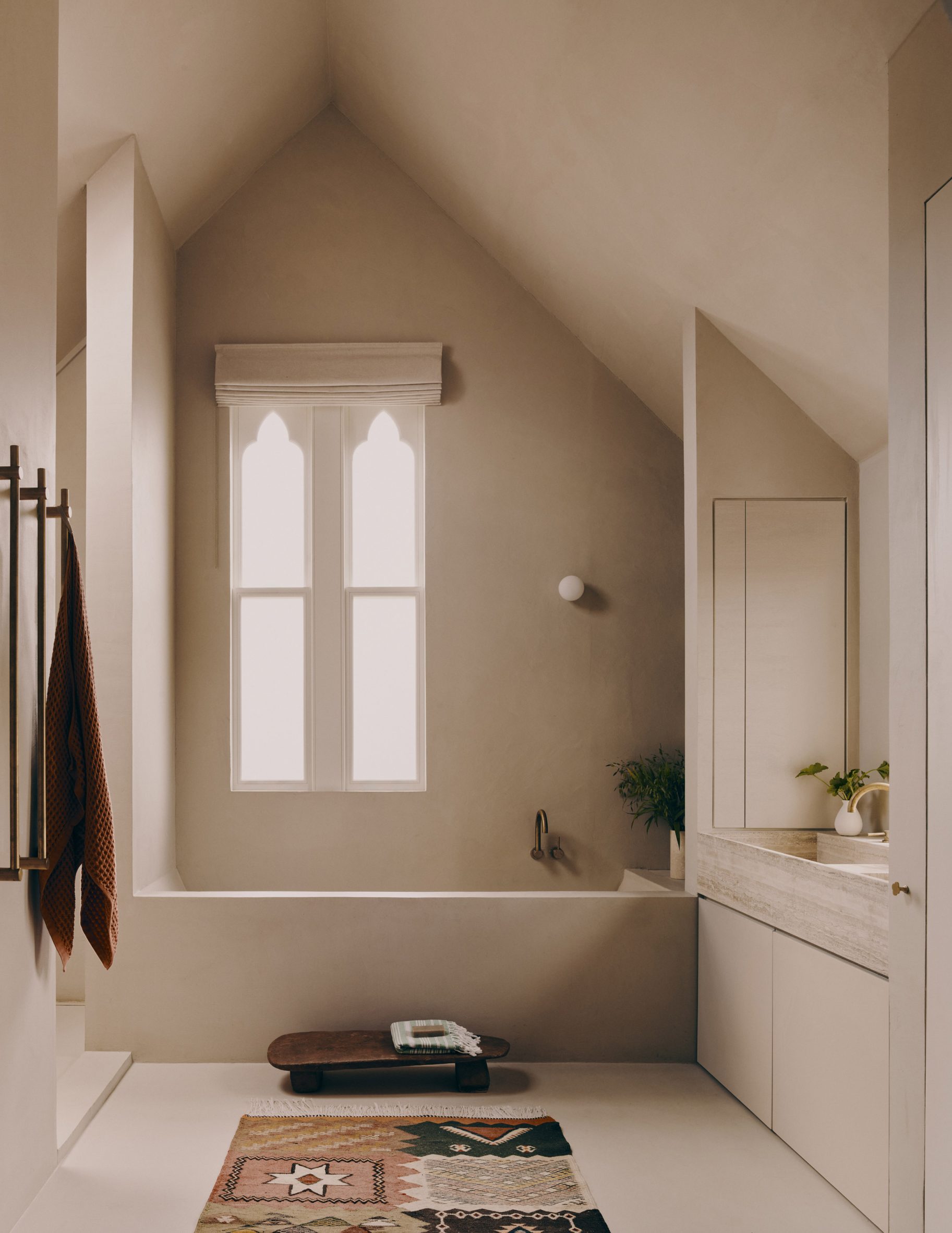 Bathroom space at the Cemetery House by Studio Hallett