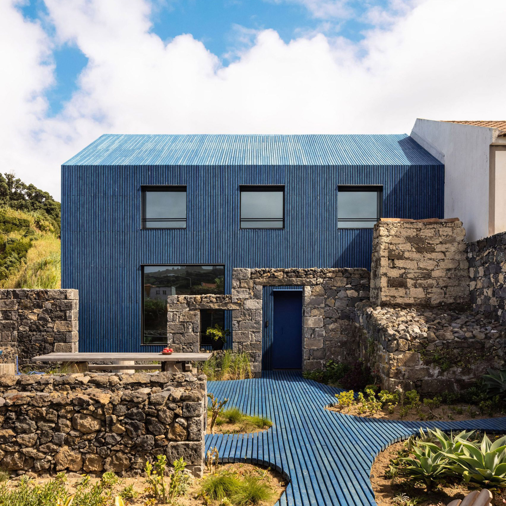The Blue House, Portugal, by Atelier Backlar