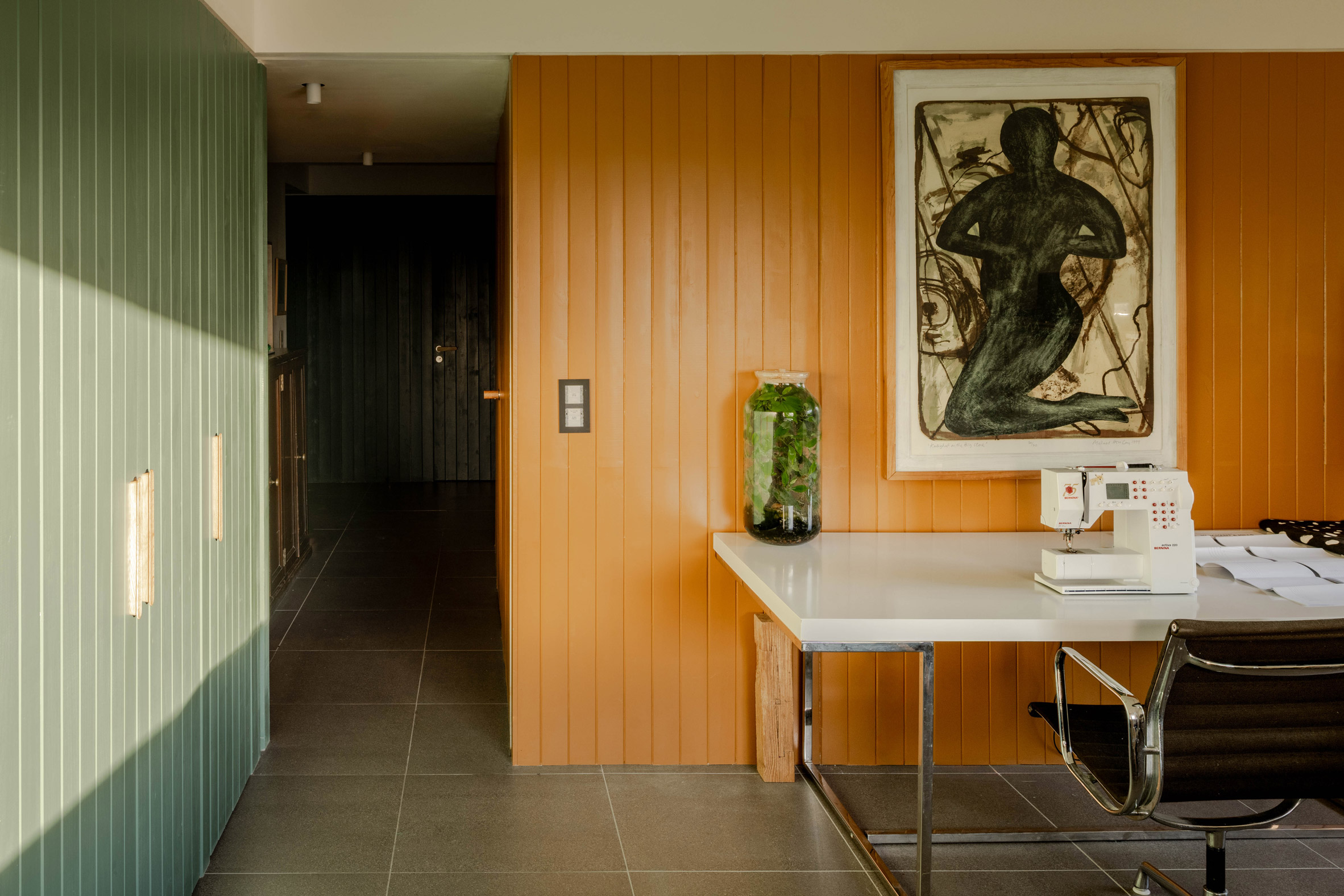 Colourful walls brighten up a study