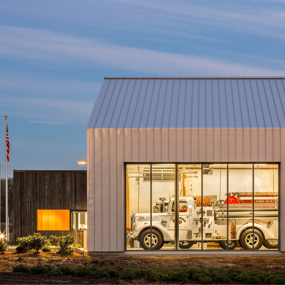 Fire Station 76 by Hennebery Eddy
